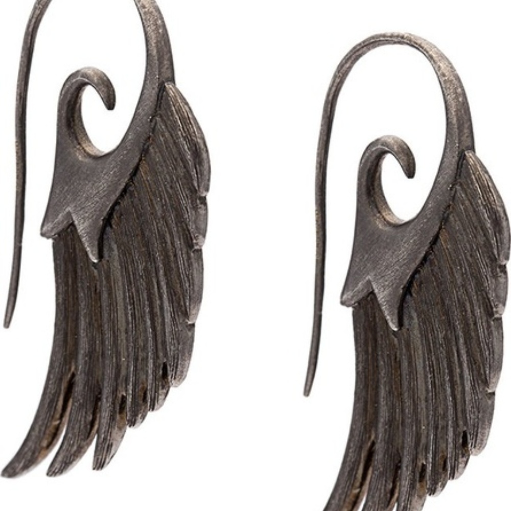 ❌SOLD!❌Noor Fares Fly Me To The Moon Wing Earrings - Picture 6 of 8